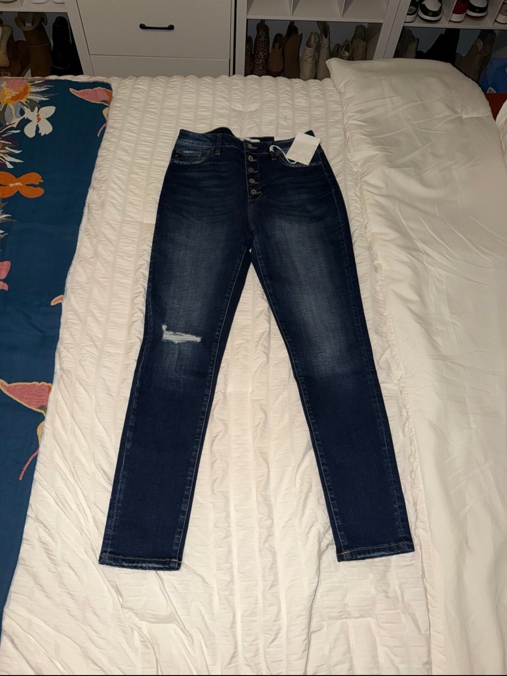 Kancan hi rise curvy button fly skinny Jeans